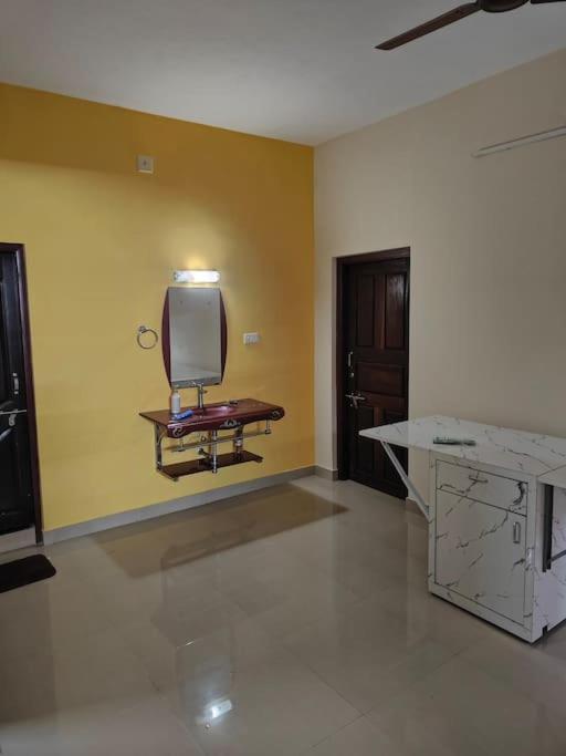 אודופי Sharvari Home Stay מראה חיצוני תמונה
